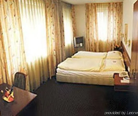 Hotel Residenz 3*